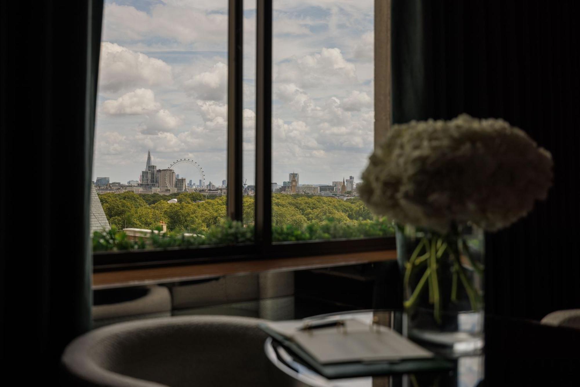 Four Seasons Hotel London At Park Lane Esterno foto